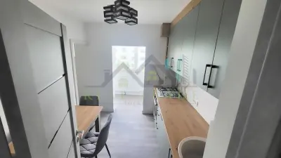 Apartament 2 camere decomandat etaj intermediar Tractorul - foto 3