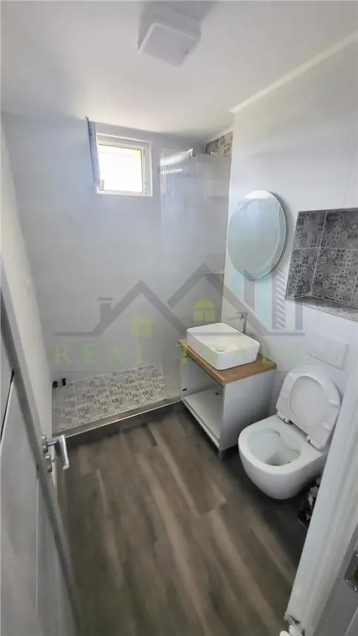 Apartament 2 camere decomandat etaj intermediar Tractorul - foto 4