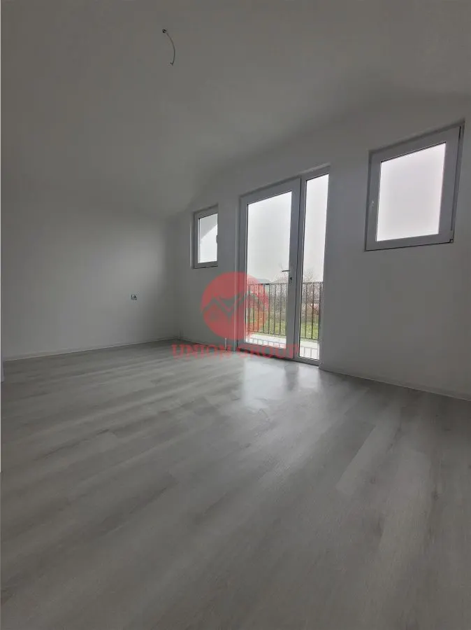 Vila P+M La Cheie, Foarte Spatioasa, 4 Dormitoare,  Constructie 2025 - Lumina - foto 22