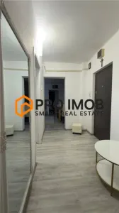 Apartament 3 camere cf 1 semidecomandat zona Micro 3 - foto 2