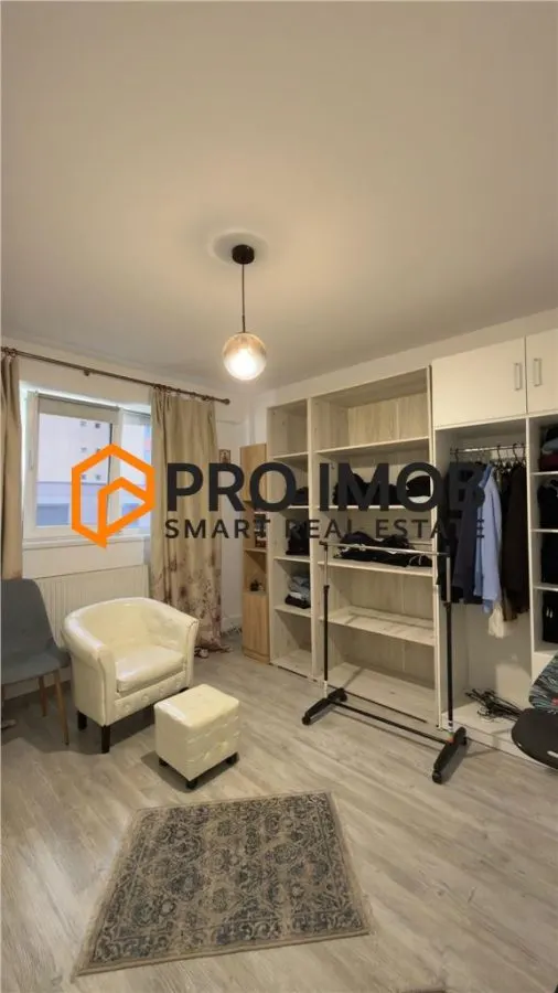 Apartament 3 camere cf 1 semidecomandat zona Micro 3 - foto 5
