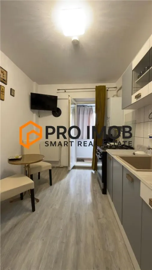 Apartament 3 camere cf 1 semidecomandat zona Micro 3 - foto 8