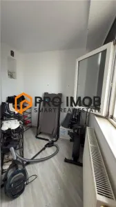 Apartament 3 camere cf 1 semidecomandat zona Micro 3 - foto 9