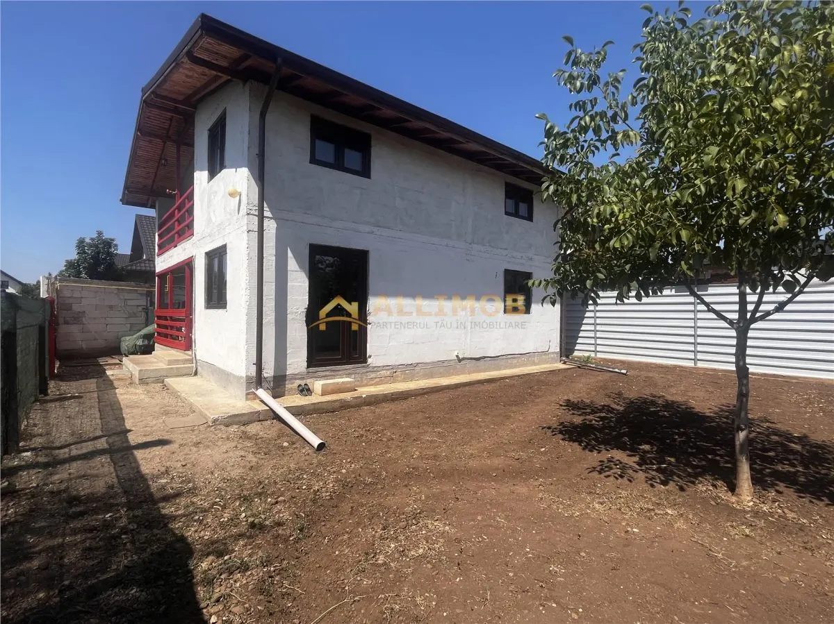 Casa de vânzare in Strejnicu - foto 1