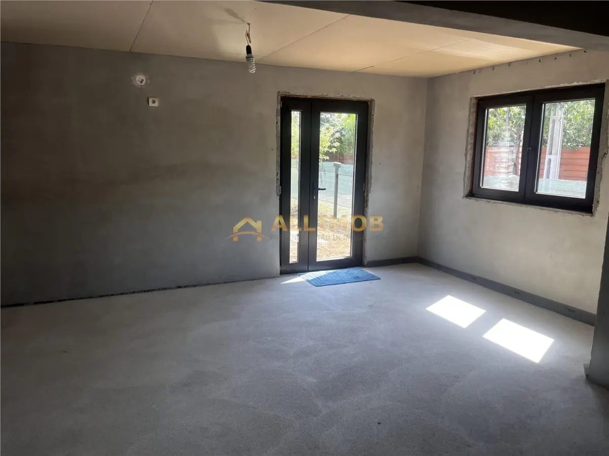 Casa de vânzare in Strejnicu - foto 4