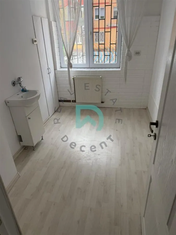 Spatiu comercial de inchiriat - foto 5