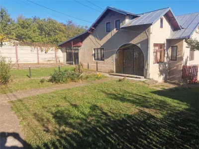 Casa in Zona Baicoi - Baicoi