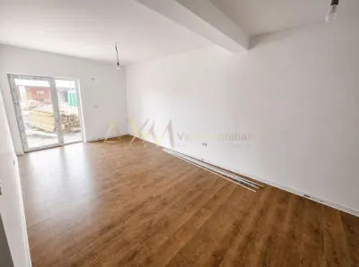 Vanzare apartament 2 camere - foto 5