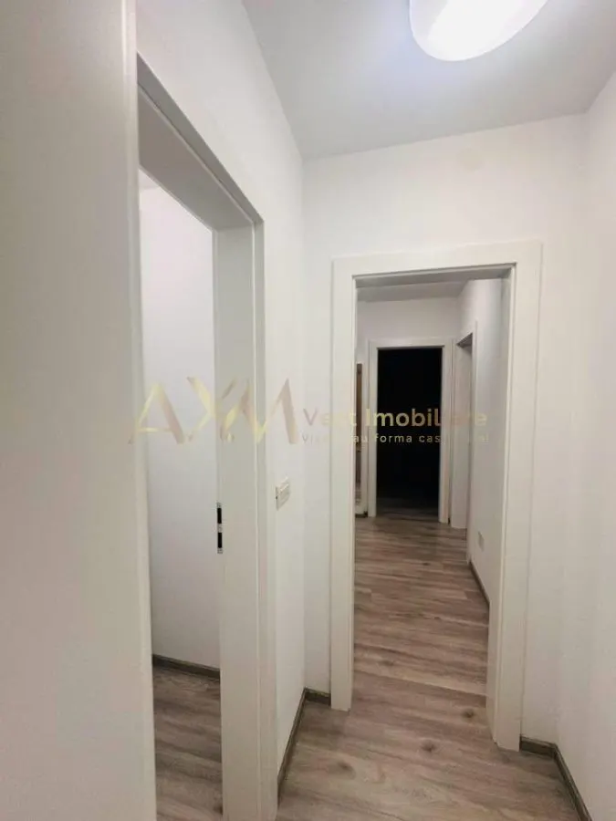 Inchiriere apartament 2 camere - foto 21