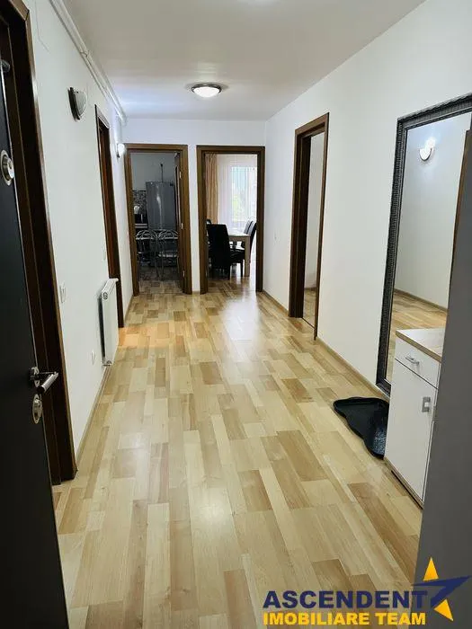 Pet friendly! Apartament 2 Camere, Urban, Tractorul, decomandat, loc parcare - foto 3