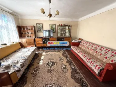 Vanzare casa batraneasca Baicoi Prahova - foto 2