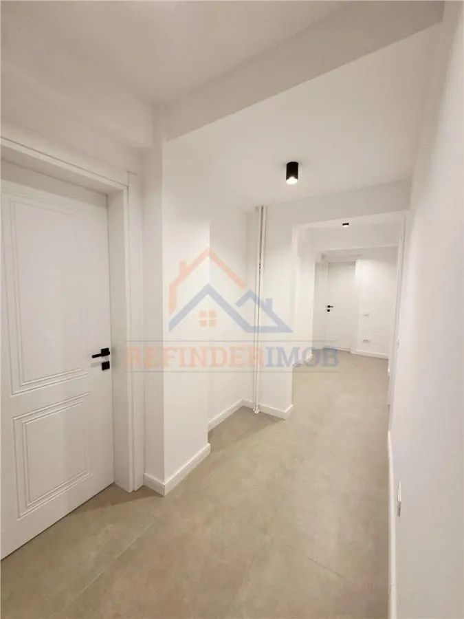 Vanzare 3 camere Universitate 77mp - foto 3