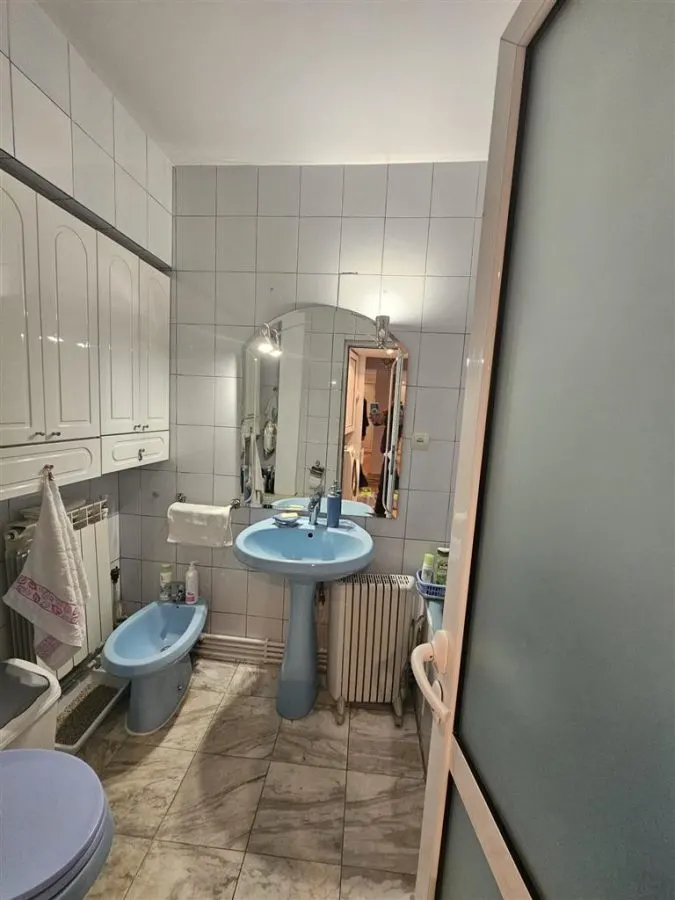 Apartament 4 camere - Hala Centrala - foto 12