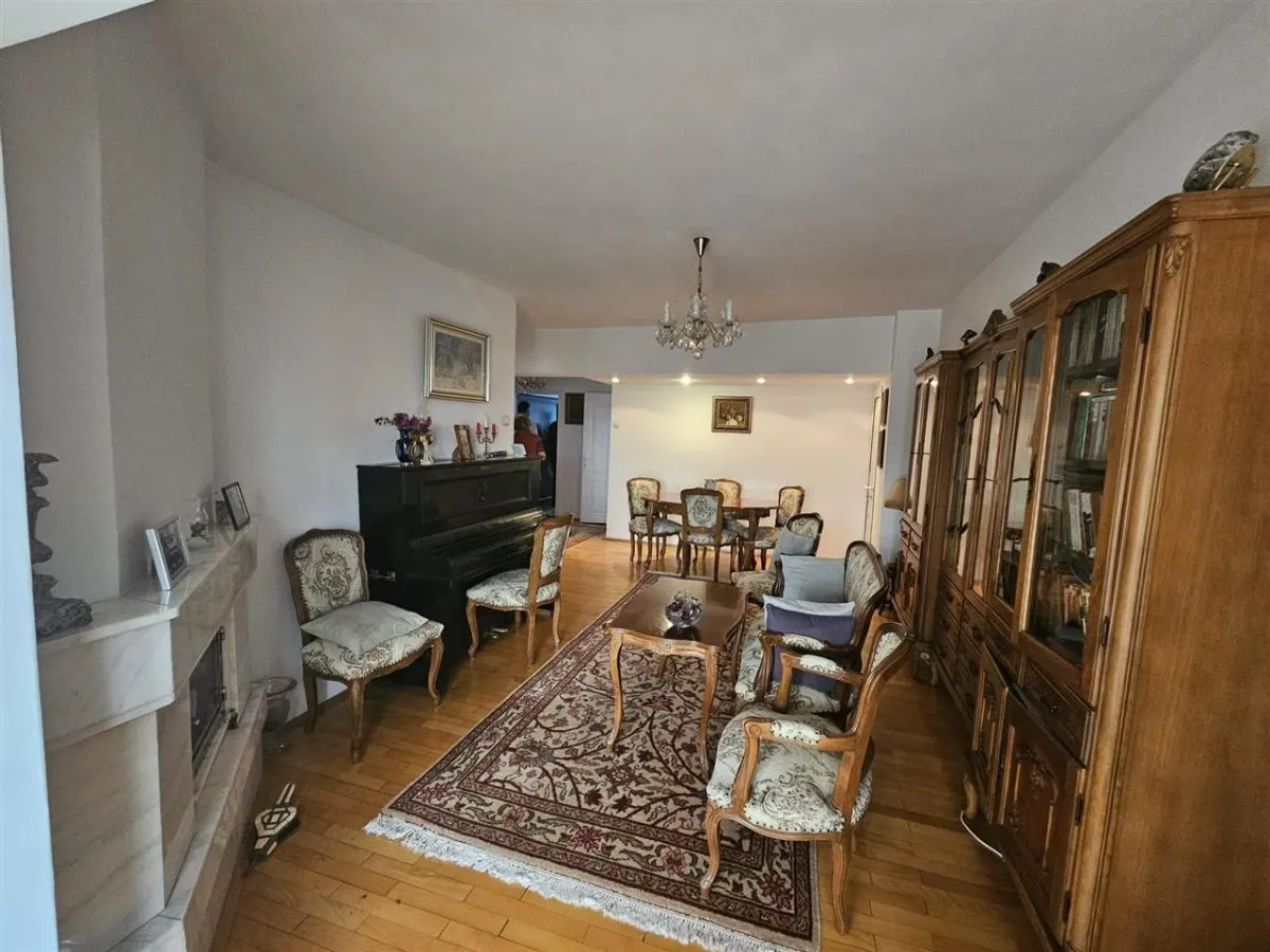 Apartament 4 camere - Hala Centrala - foto 4