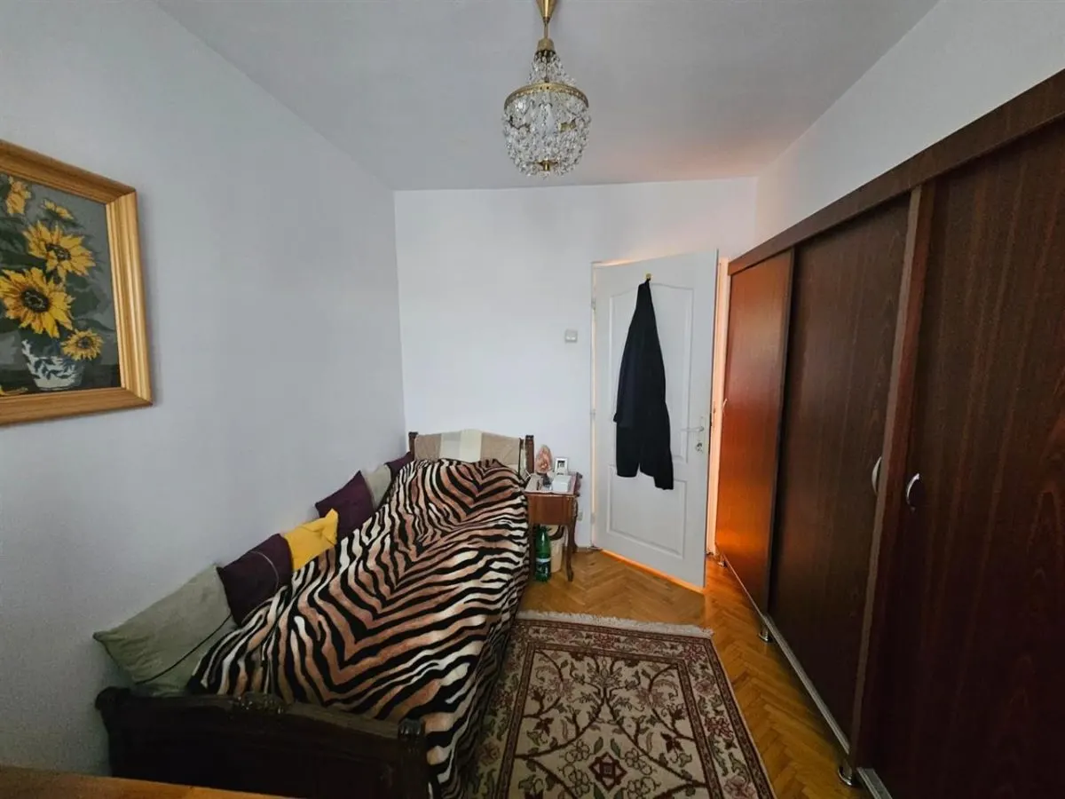 Apartament 4 camere - Hala Centrala - foto 8