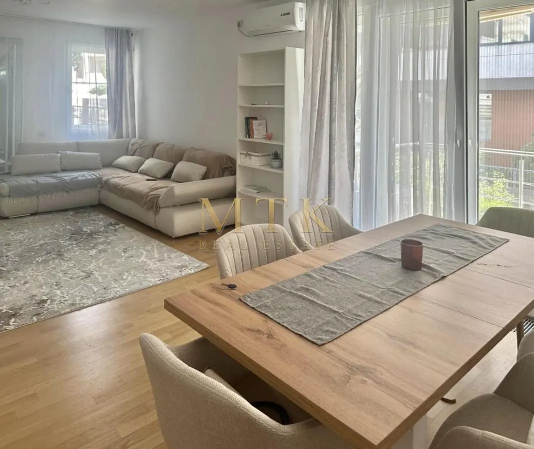 Apartament 3 camere lux I  Herastrau I Curte proprie 81MP - foto 2