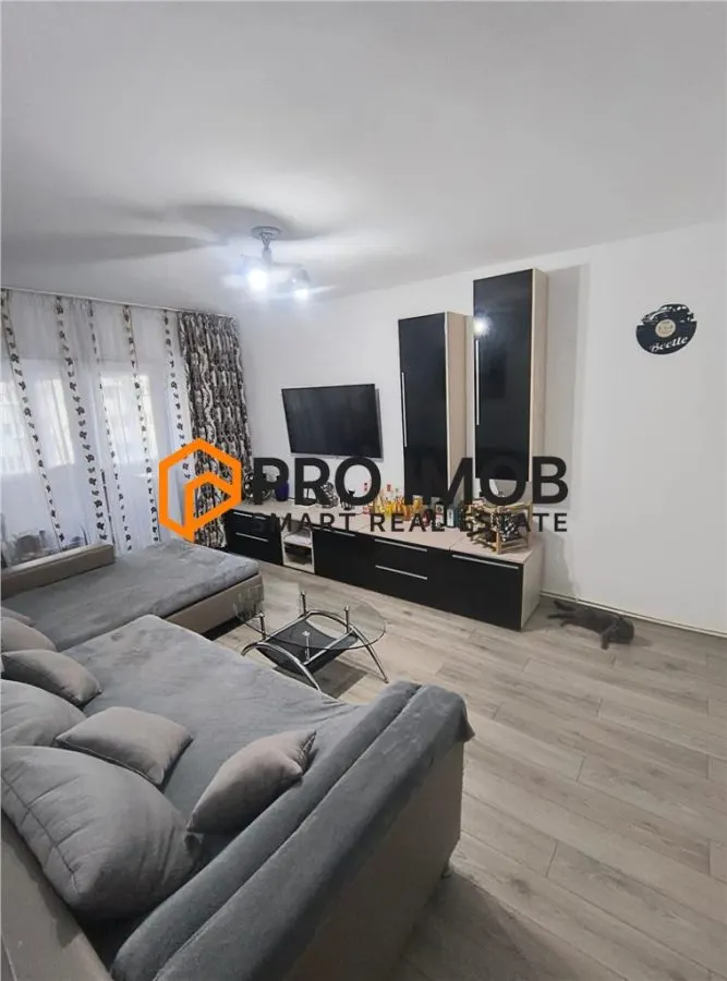Apartament 4 camere decomandat zona Berca - foto 2