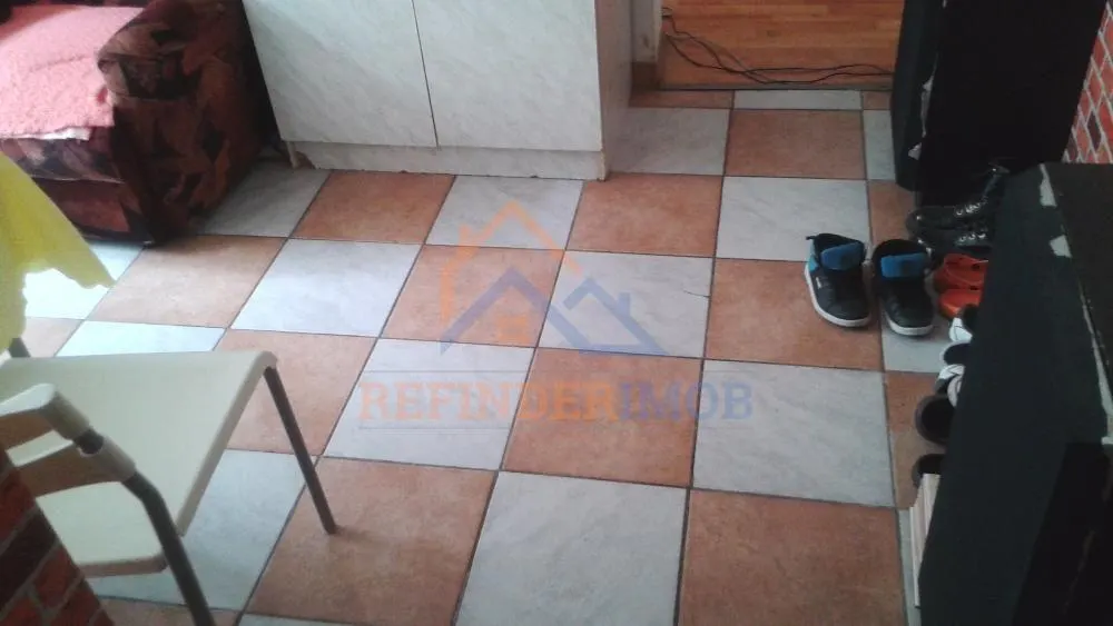 Vanzare 3 camere Dristor-Racari 40mp - foto 4