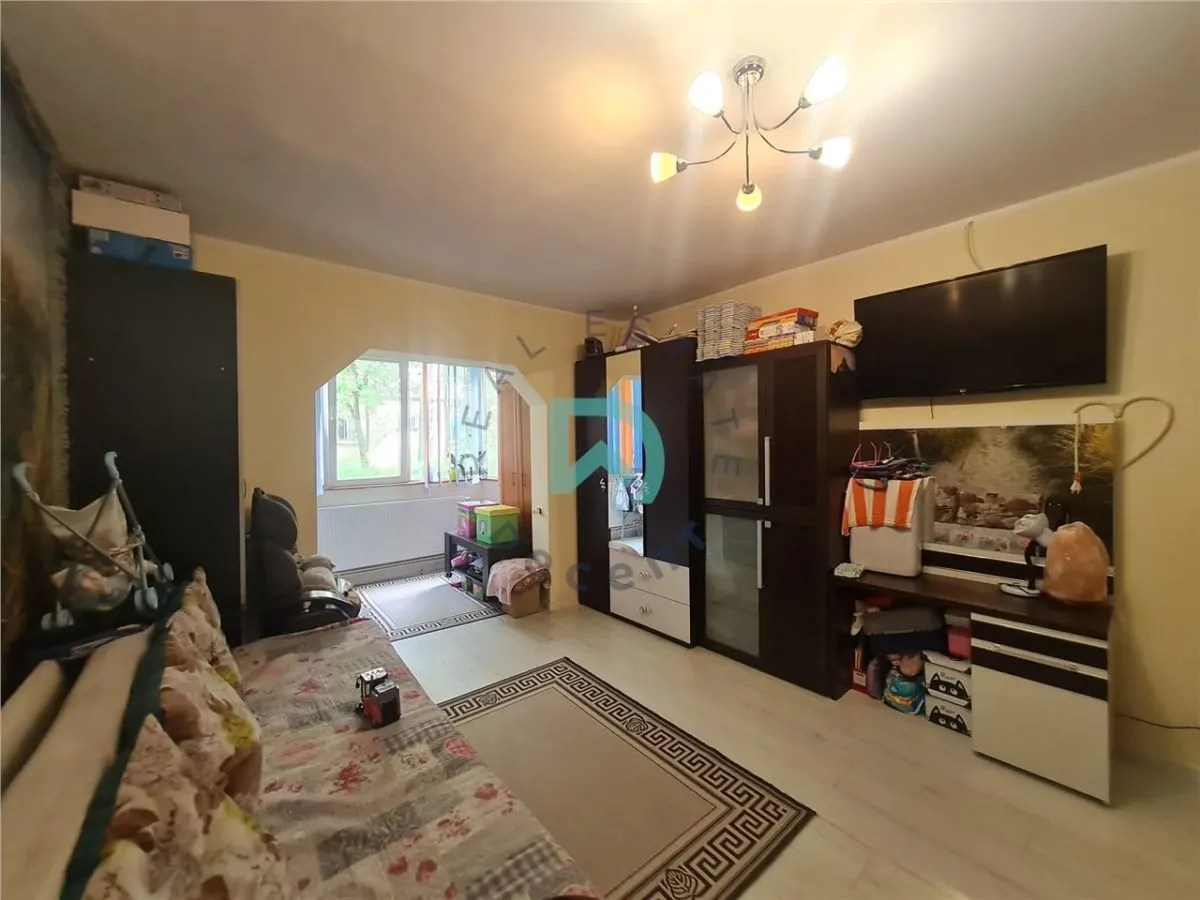 Apartament 2 camere, Astra, decomandat Brasov - foto 1