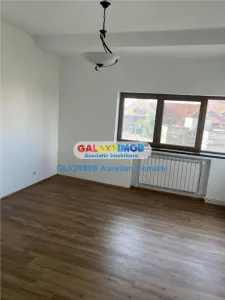 Inchiriere apartament 4 camere Piata Romana pretabil birouri - Bucuresti
