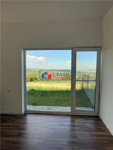 Vanzare parte duplex modern cu 4 camere 120 mp si teren 250 mp in Dezmir - foto 13