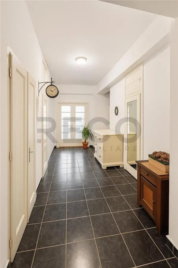 RECO Apartament ultra spatios, de 222 mp utili+terasa foarte mare, inchisa, in Baile Balc, jud. Bihor. - foto 12