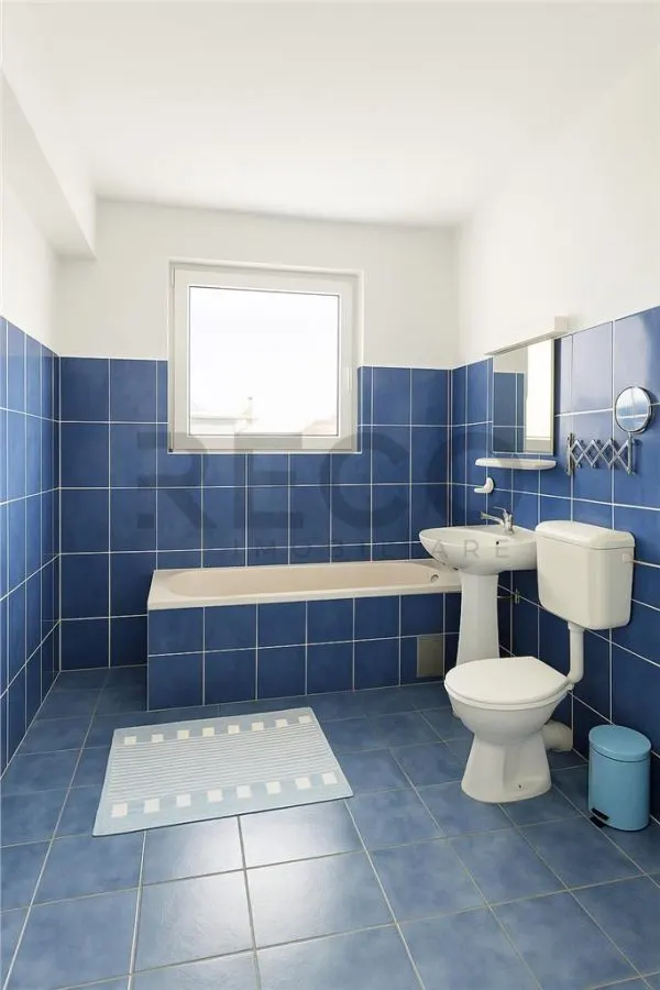 RECO Apartament ultra spatios, de 222 mp utili+terasa foarte mare, inchisa, in Baile Balc, jud. Bihor. - foto 17