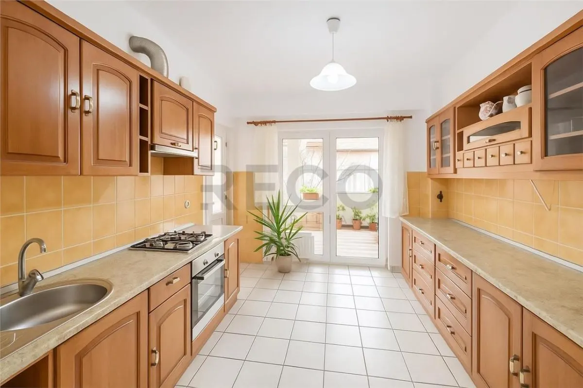 RECO Apartament ultra spatios, de 222 mp utili+terasa foarte mare, inchisa, in Baile Balc, jud. Bihor. - foto 4