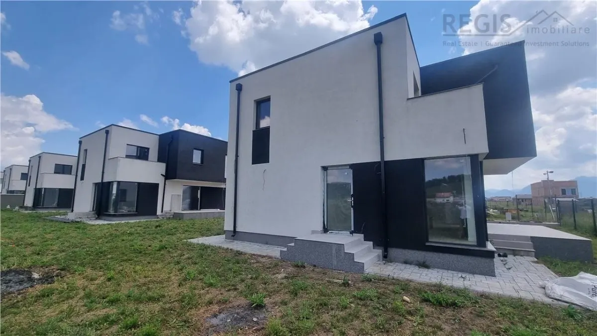 Vila moderna de 5 camere zona Sanpetru Brasov - foto 2