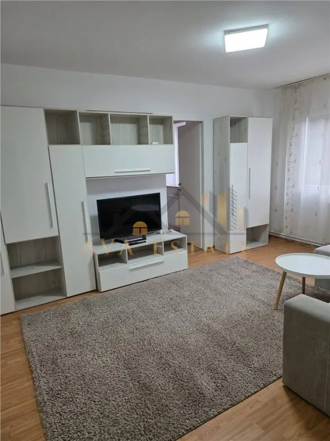 Apartament 3 camere, Et.1 - Zona Gheorghe Lazar - foto 1