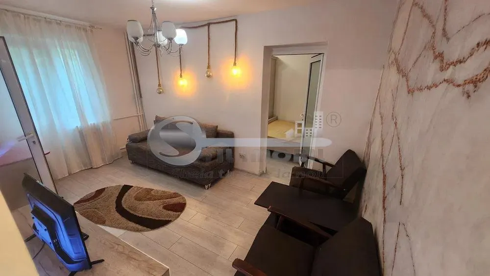 Apartament 2 camere Podu Ros - foto 2