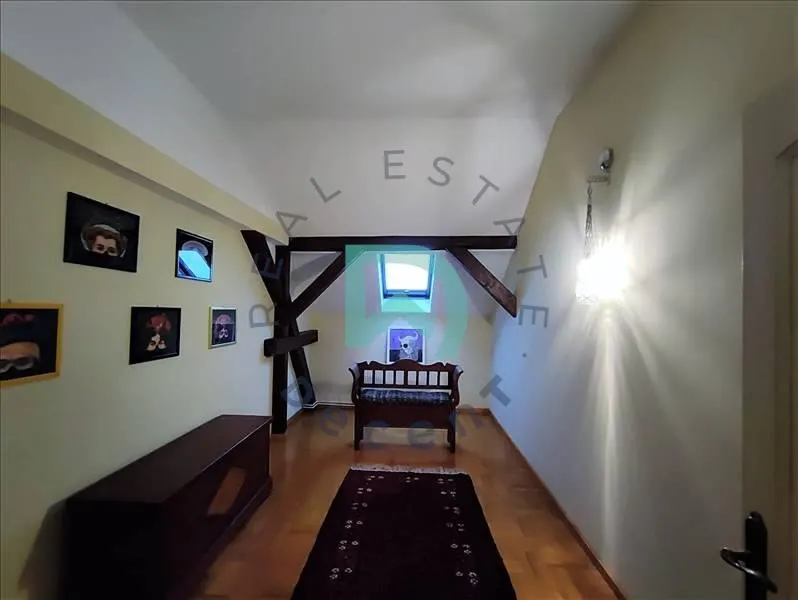Casa singur in curte, Centrul Istoric, Brasov - foto 10