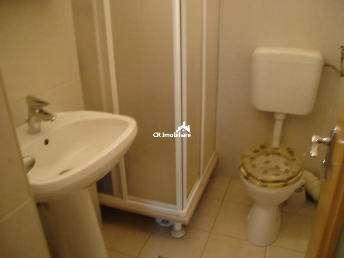 Apartament 4 camere Parter Inalt Calea Calarasilor - foto 5