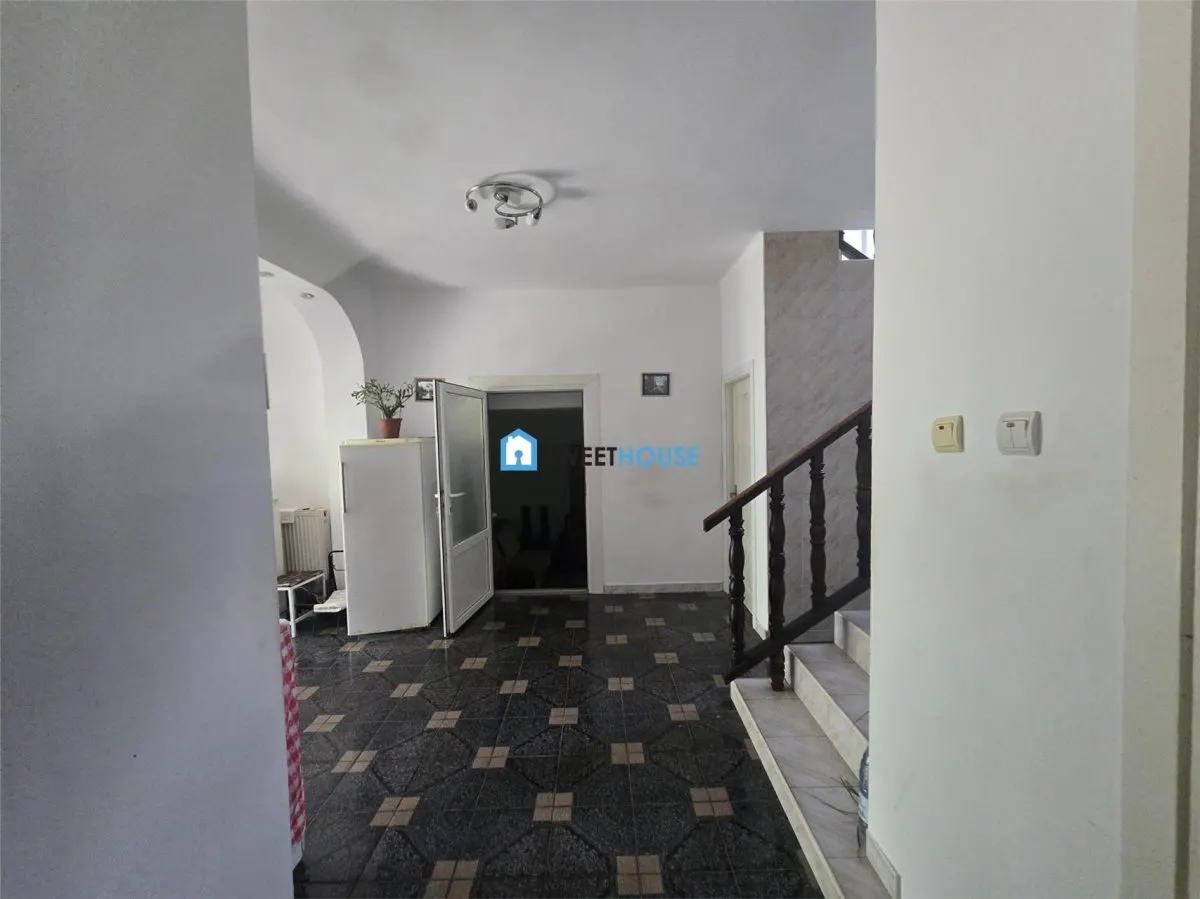 Casa individuala in cartierul Florilor - foto 8