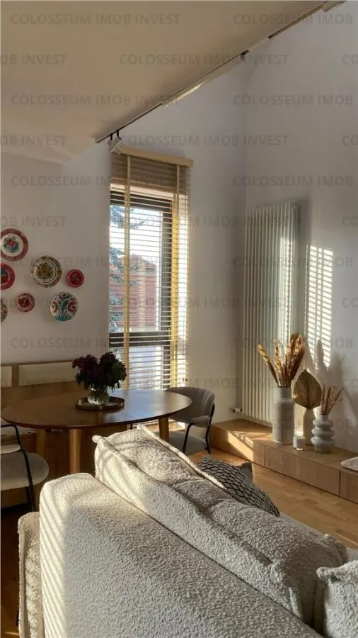 Apartament decomandat cu 3 camere | 80 mp | Bloc nou | Parcare privată | Boxă | Brașovul Vechi - foto 1