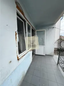 Apartament la casa 150 mpu cu 4 camere curte 150mp Piata Cibin - foto 4