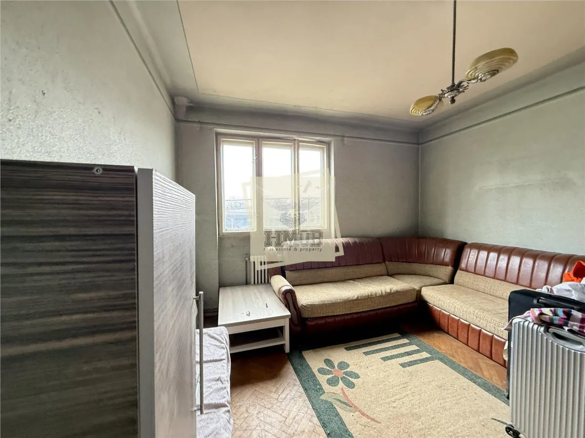 Apartament la casa 150 mpu cu 4 camere curte 150mp Piata Cibin - foto 6