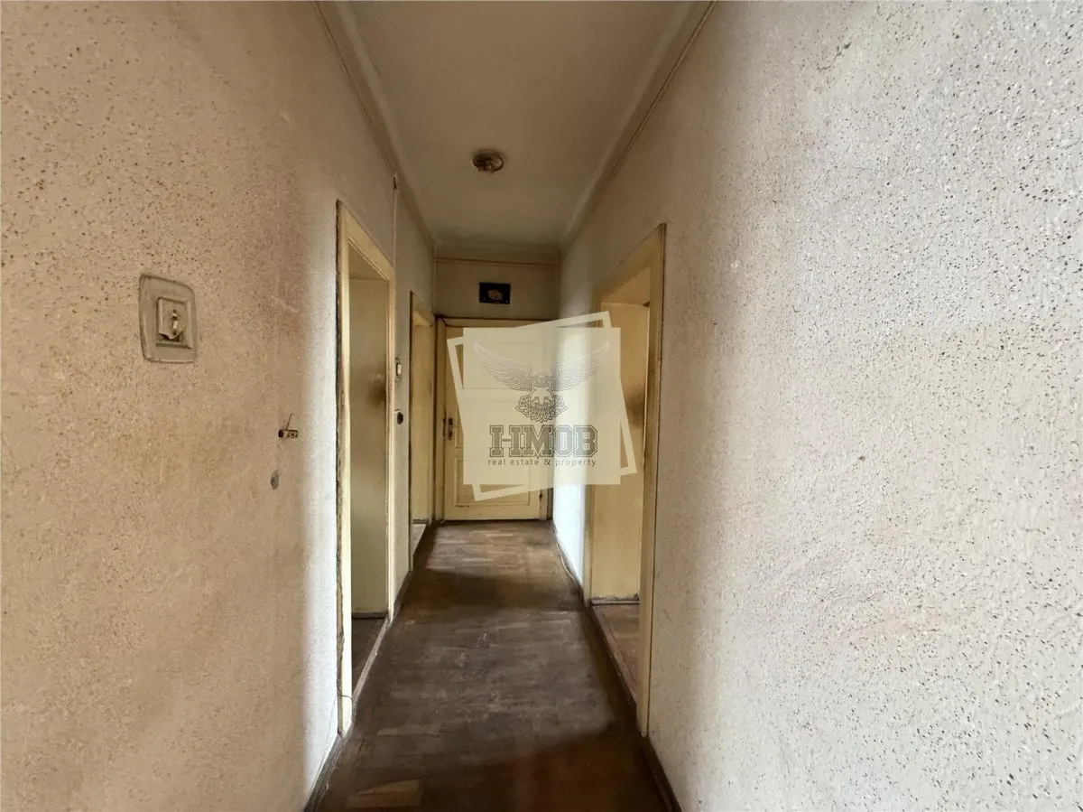 Apartament la casa 150 mpu cu 4 camere curte 150mp Piata Cibin - foto 10