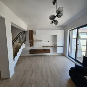 Vila NOUA - teren  290 mp - Cartierul Latin - acces din Prelungirea Ghencea - foto 2