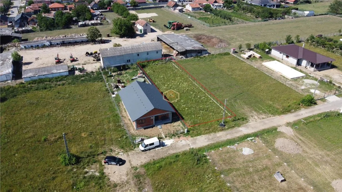 Loc de casa - 741 mÂ² | Vetis - zona rezidentiala noua - foto 3