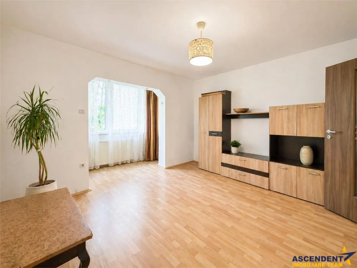 Apartament cu 3 camere, izolat termic, Dambu Pietros, Targu Mures. - foto 1