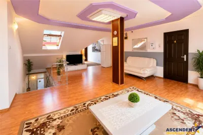 Cladire comerciala reprezentativa, 670 mp, vizibilitate, parcare proprie, vitrinaj stradal si potential multiplu, Targu Mures. - foto 17