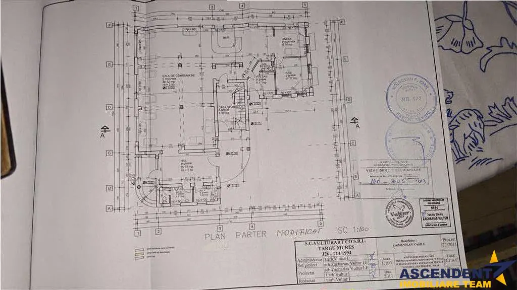 Cladire comerciala reprezentativa, 670 mp, vizibilitate, parcare proprie, vitrinaj stradal si potential multiplu, Targu Mures. - foto 24