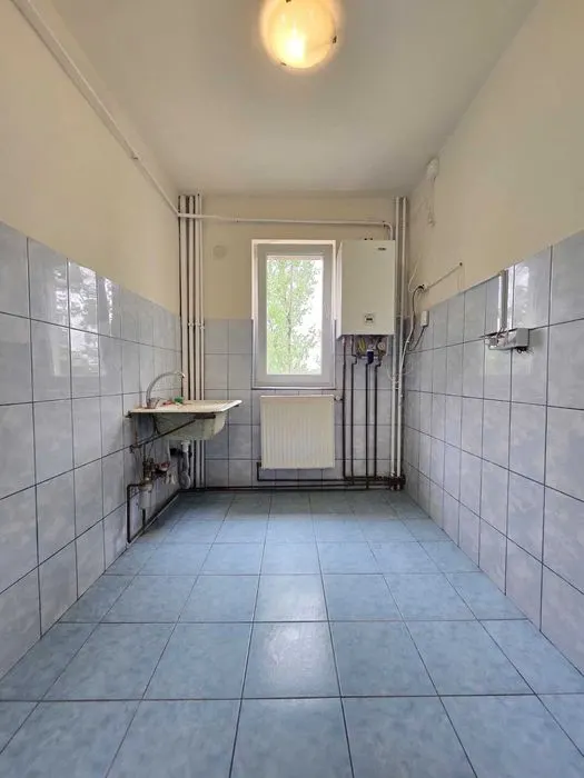Apartament 2 camere, Mircea cel Batran, etaj 2, centrala proprie, fara risc seismic - foto 4
