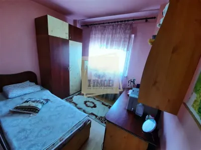 Apartament cu 4 camere 2 bai balcon si pivnita de vanzare pe Mihai Viteazu din Sibiu - foto 5