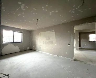 Spatiu comercial intabulat cu vitrina 60 mpu cu 2 camere in zona Rahovei - Sibiu