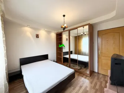 Apartament de vanzare 2 camere pivnita Sibiu Vasile Aaron - foto 2