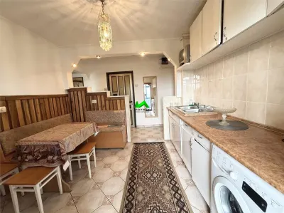 Apartament de vanzare 2 camere pivnita Sibiu Vasile Aaron - foto 4