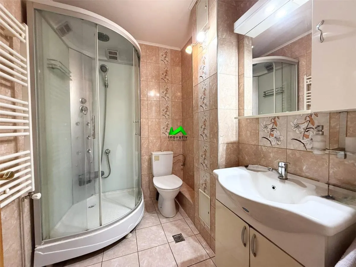 Apartament de vanzare 2 camere pivnita Sibiu Vasile Aaron - foto 6