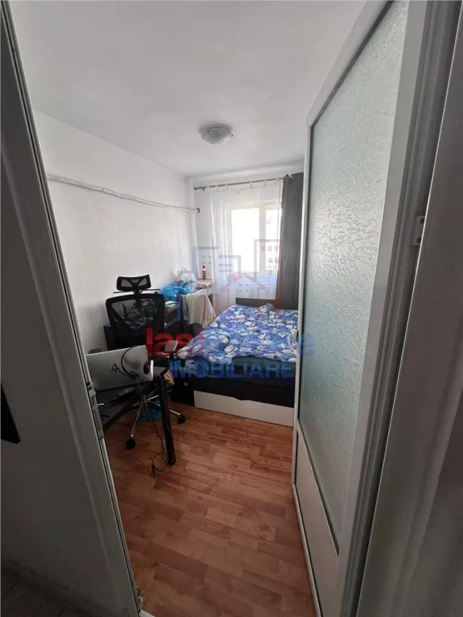 Zona Baza 3 Apartament 3 camere - foto 2